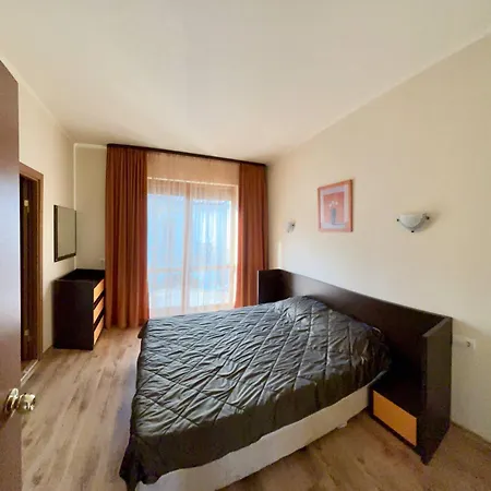 Romana Second Floor 3 Bedroom Apartamento *